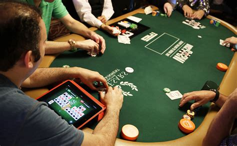 Çatdırılma ilə poker dəsti  Online casino ların bonusları ilə oyuncuları qazanmaq daha da maraqlı olur