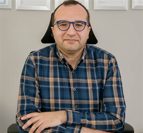 Özhan yalçın