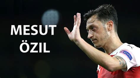 Özil pass