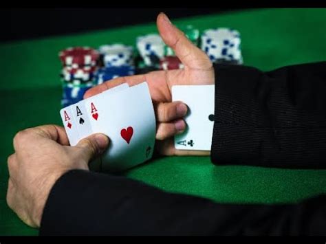 İki əl üçün poker oyunu