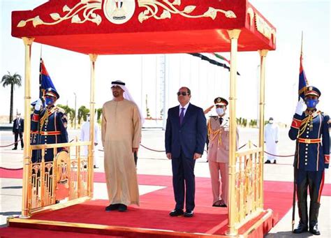 بالصور السيسي يستقبل رئيس دولة الإمارات بالعلمين الجديدة