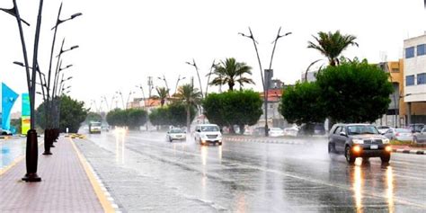 تهطل الامطار في معظم مناطق المملكة العربية السعودية في فصل