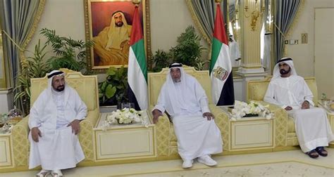 ما هو نظام الحكم في الإمارات؟ دولة الإمارات العربية المتحدة هي اتحاد دستوري تأسس في ديسمبر 1971 على مدى الخمسين سنة الماضية