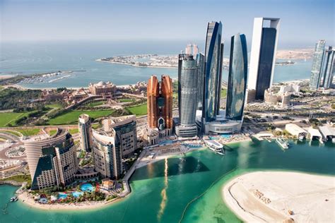 ما هي أكبر إمارة في الإمارات؟