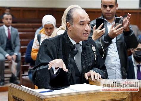 محاكمة منة شلبي بتهمة حيازة مخدرات