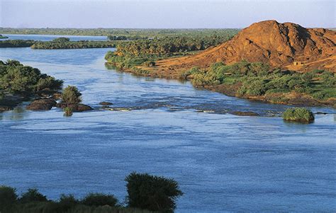 معلومات عن نهر النيل موضوع