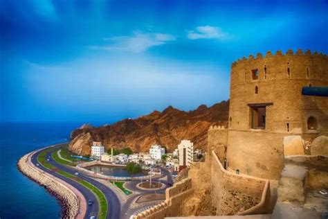 من اول من سكن عمان وسبب تسميتها بهذا الاسم، سلطنة عمان هي إحدى الدول العربية في شبه الجزيرة العربية، يحكمها نظام