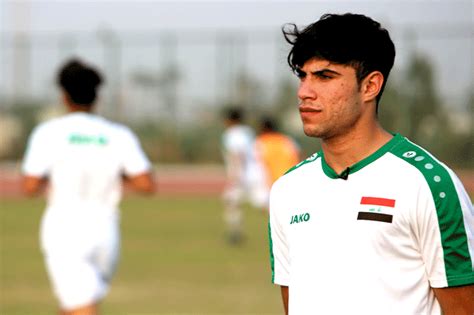 من هو اللاعب العراقي محمد داوود
