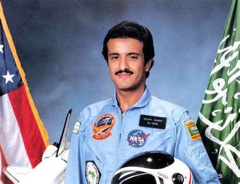 من هو اول رائد فضاء سعودي