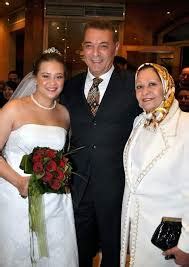 من هو محمود حميدة ويكيبيديا و من هي زوجة الفنان المصري محمود حميدة ويكيبيديا و اعمال الفنان المصري محمود حميدة