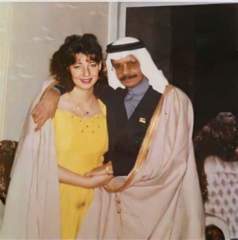 من هي زوجة طلال مداح، يعتبر الراحل طلال مداح من أبرز الفنانين و أشهرهم في المملكة العربية السعودية و الوطن العربي، حيث اشتهرت أغانيه