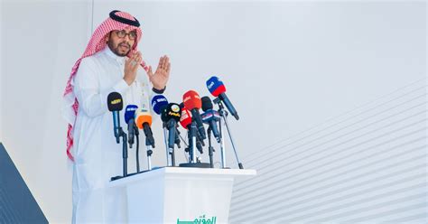 نقدم لكم في موقع الخليج برس من هو رئيس مركز التحكيم الرياضي ,يتطلب منا العديد من الأشخاص المؤثرين لفت الانتباه إليهم وبكل