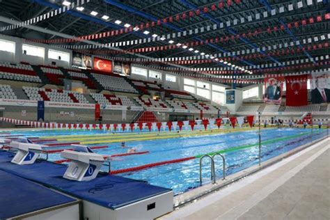 ﻿Bahis skandalı: Türkiyenin en büyük olimpik yüzme havuzu Gaziantepte açıldı