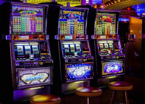 ﻿Casinoda çalışmak: Slot Makineleri Yeni Sistem   Online casinoda müşteriler
