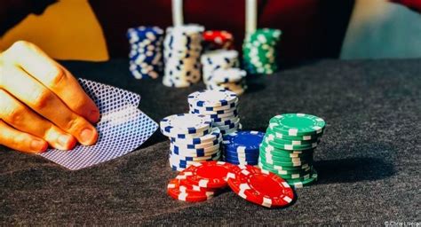 ﻿Poker ustası: Ruhumu Tasvir: Özünü Paylaşmamak Üzerine
