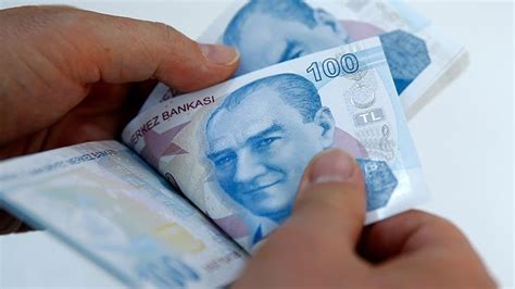 ﻿Yasadışı bahis hesaplarına el konulacak: Bakan Ağbal: Yasa dışı bahis sitelerinin hesaplarına el