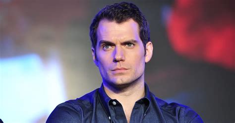 ﻿casino film konusu: henry cavill, james bond söylentilerine cevap verdi