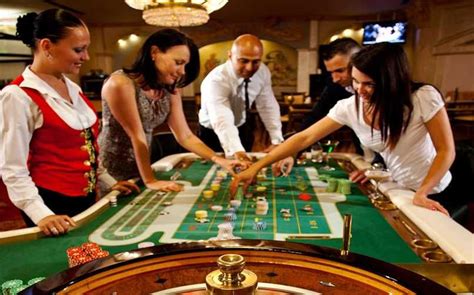 ﻿casino kurpiyer: kurpiyer nedir, ne iş yapar, nasıl olunur, olma şartları