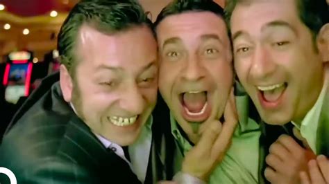 ﻿maskeli beşler kıbrıs kumarhane sahnesi: maskeli beşler kıbrıs şafak sezer türk komedi filmi tek