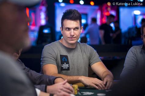 ﻿profesyonel poker oyuncusu: günümüzün en yi poker oyuncularından biri olan doug polk