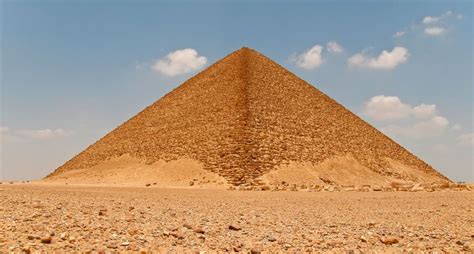  Слот піраміда