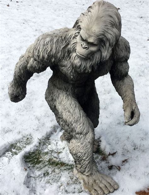  Bigfoot Yeti uyasi