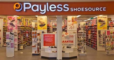  Payless é renomeado como Palessi para pegadinha de influenciador de moda.