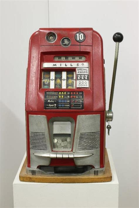 1950 Slot Machine