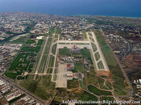 Antalya havalimanı dükkanlar