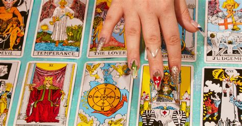 Can You Do Tarot Cards Online