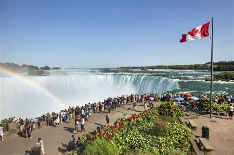 Canada Tours From Toronto