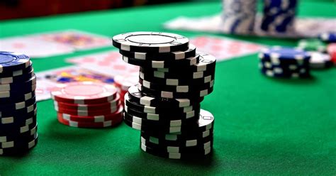 Deep stack poker  Baku casino online platformasında qalib gəlin və milyonlar qazanın