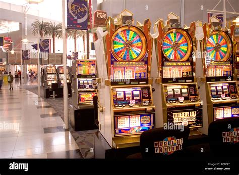 Does Las Vegas Airport Have Slot Machines