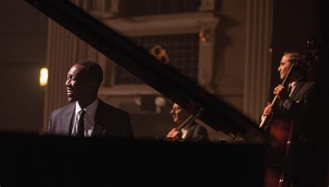 Does Mahershala Ali Play The Piano In The Green Book