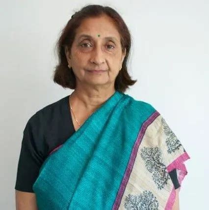 Dr Meenakshi Singh