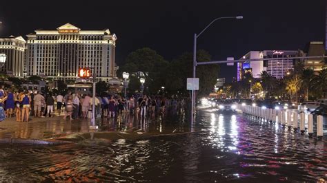 Flooding Las Vegas Strip