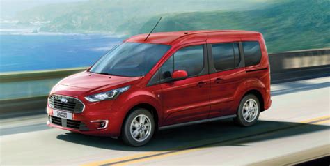 Ford grand tourneo connect fiyatları