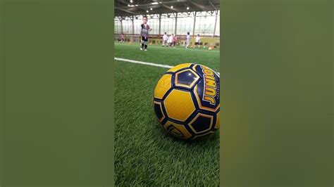 Futbol videosuna mərc oynamağa baxın