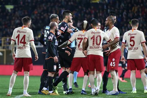 Galatasaray alanyaspor maçı saat kaçta