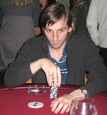 Grischuk poker alexander nick  Pin up Azerbaijan saytında qazandığınız pulu asanlıqla çıxara bilərsiniz!