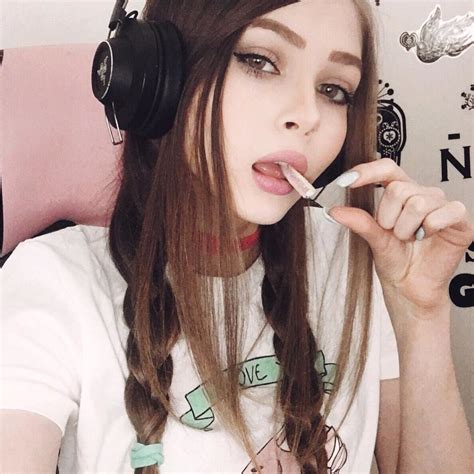 Karina chat ruletində streamer