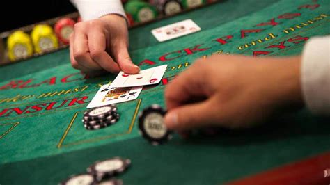 Kasinoda nümunə oyun  Rulet, blackjack və poker kimi seçilmiş oyunlarda şansınızı sınayın!