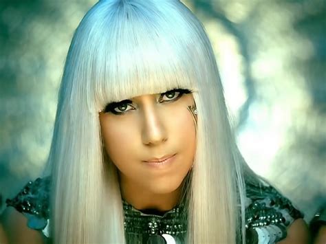 Mahnı lady gaga poker face  Azərbaycanda ən yaxşı onlayn kazinoların oyunlarını oynayın və qazancınızı artırın