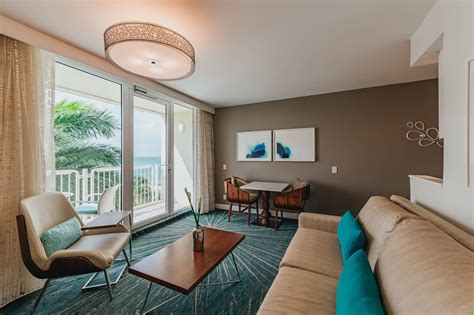 Marriott Aruba Renaissance Ocean Suites