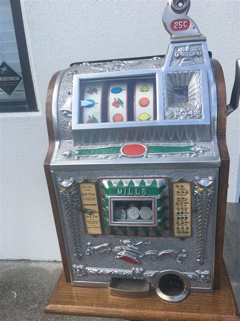 Mills Owl Slot Machine