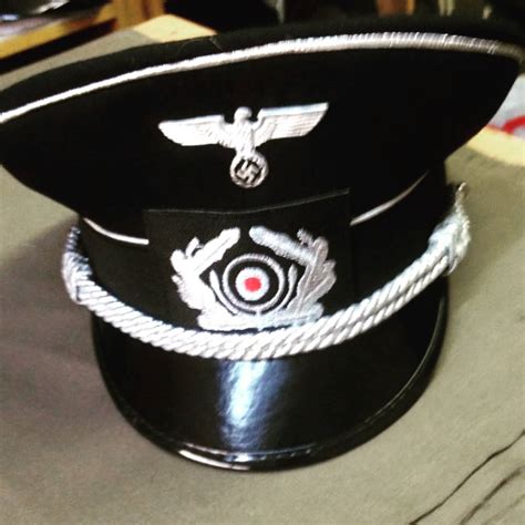 Nazi şapkası