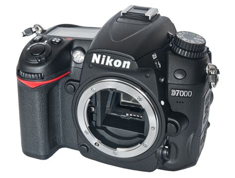 Nikon D7000 Preç O