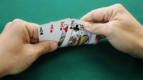 Omaha Poker Taktikleri
