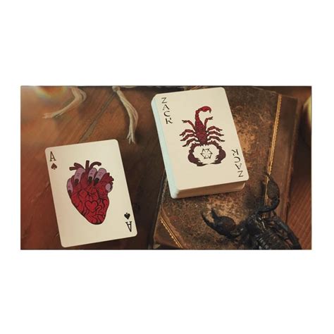 Oyun kartları eşarp pad scorpion