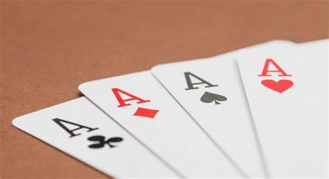 Poker oyununun qaydaları və onun kombinasiyaları